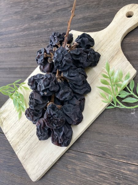 画像1: 山梨県産ドライフルーツ・巨峰房 (1)